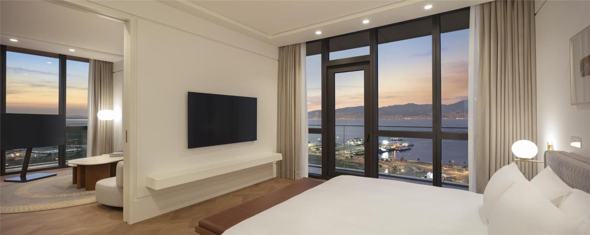 Hyatt Regency Izmir Istinyepark Hotel Exterior photo